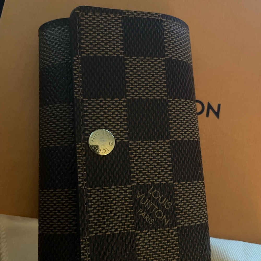 Louis Vuitton Damier Ebene 6Ring Key Holder